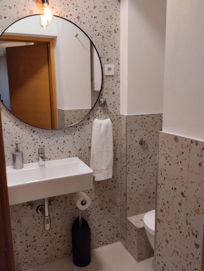 Apartman Zagreb , With Balcony And Free Parking Exterior photo