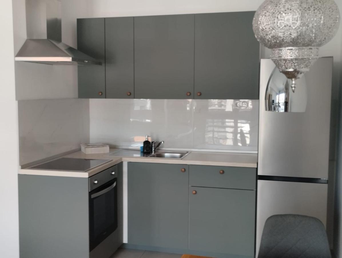 Apartman Zagreb , With Balcony And Free Parking Exterior photo